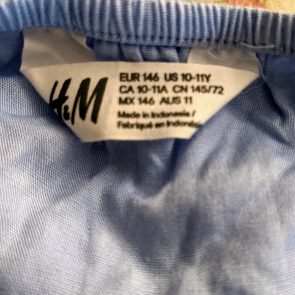 Girls off shoulder top - Picture 2 of 2